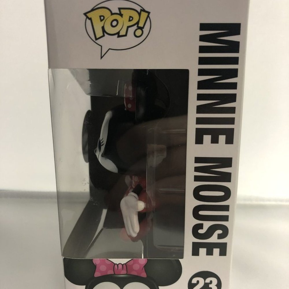 Funko Pop! Disney Minnie Mouse (Red Dress) #23 - Picture 2 of 5